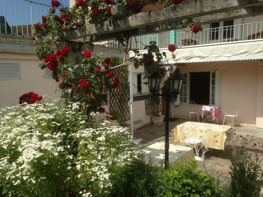 Hostellerie De La Poste Oust Εξωτερικό φωτογραφία